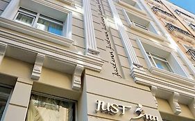 Just Inn Hotel